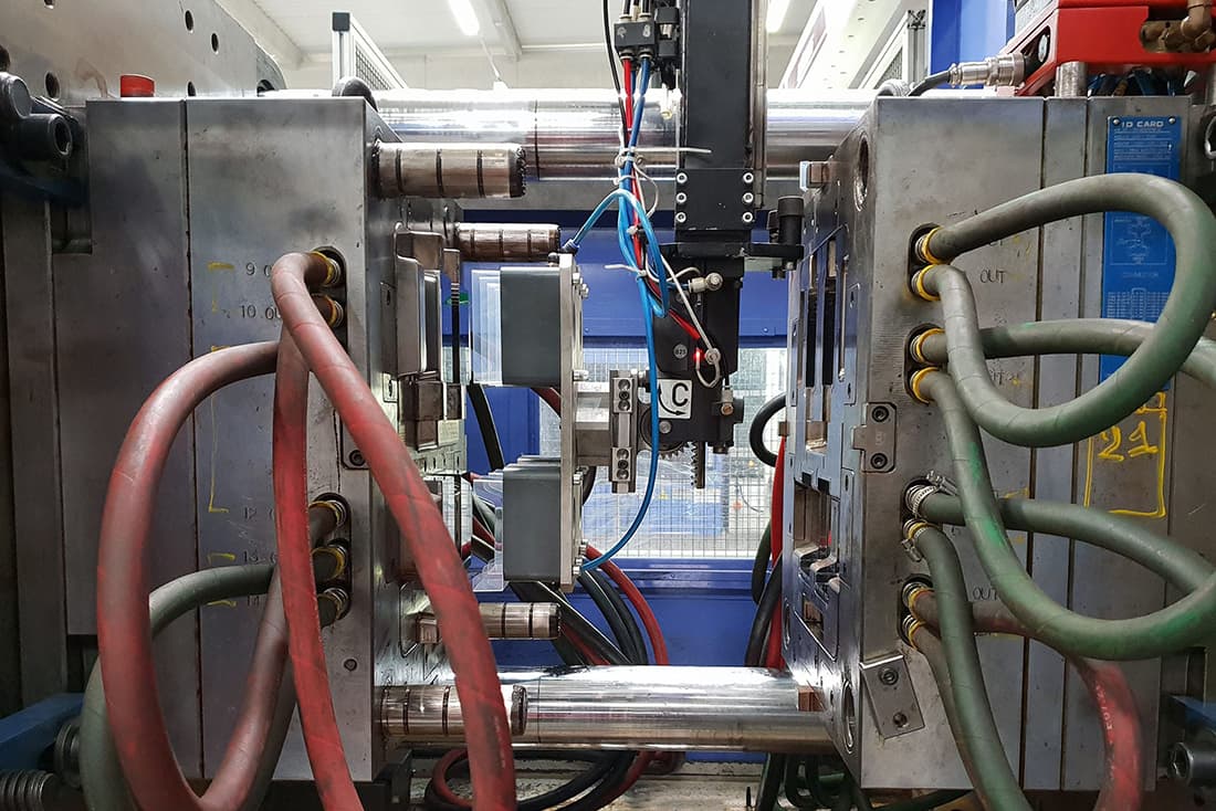 moule injection plastique